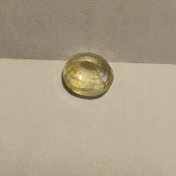 Faceted Yellow Sapphire Gemstone #117 - Picture 4 of 4